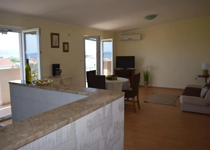 Marta Apartament *