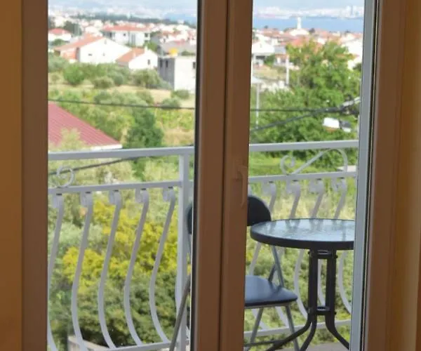 Marta Apartament Kaštel Novi