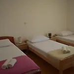 Marta Apartment Kastel Novi