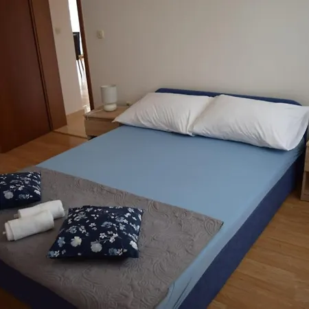 Marta 公寓 Kaštel Novi