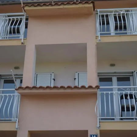 Marta Appartement Kaštel Novi